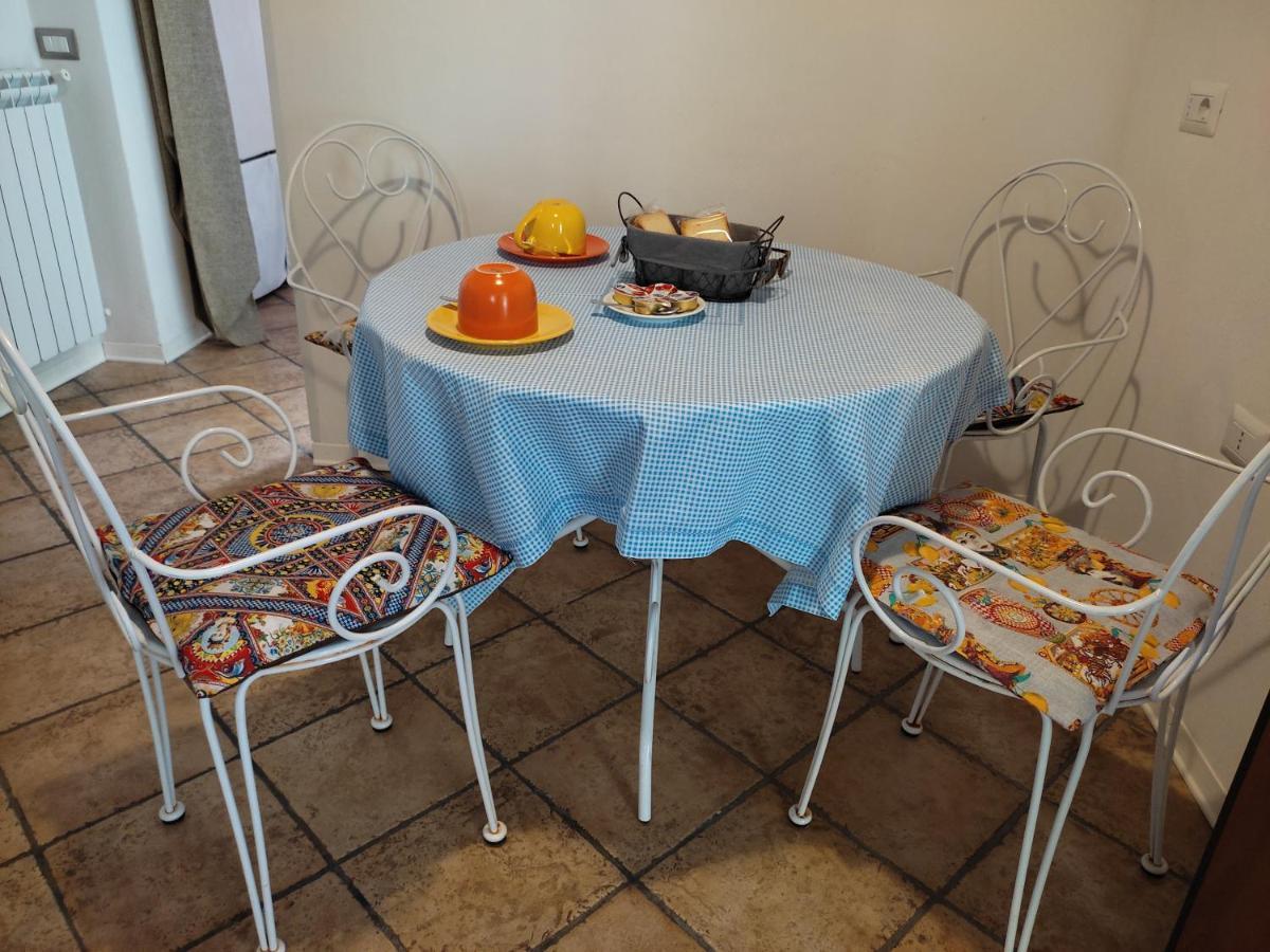 Rosa Thea Suite Taormina Buitenkant foto