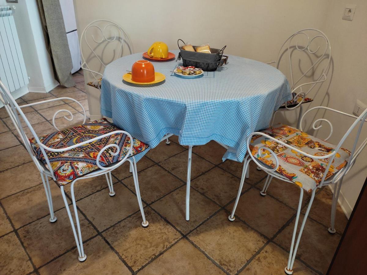 Rosa Thea Suite Taormina Buitenkant foto