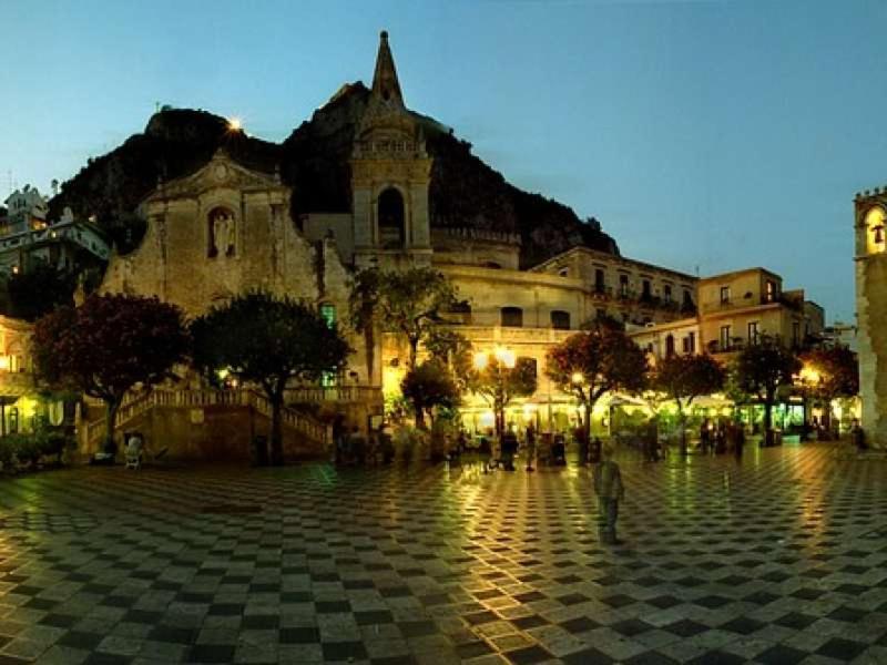 Rosa Thea Suite Taormina Buitenkant foto